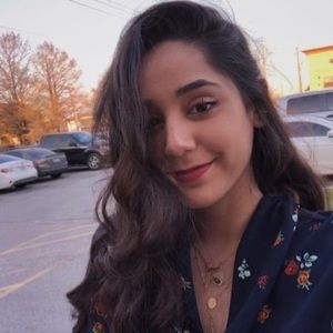 Meet your Posher, Yasmine